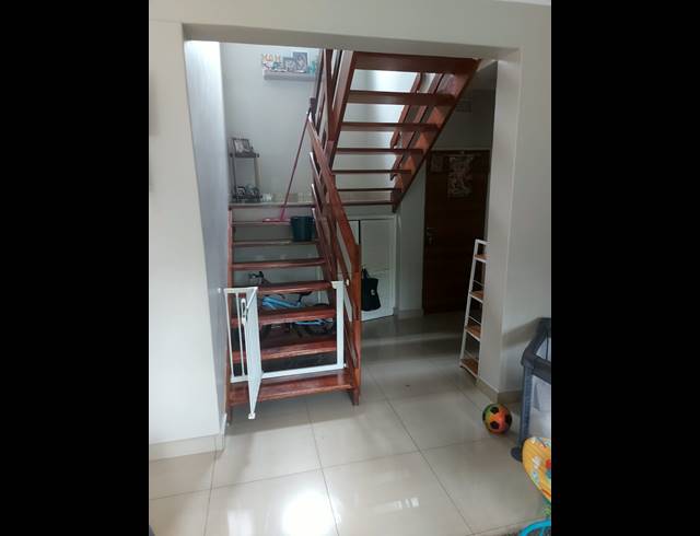 3 BEDROOM TOWNHOUSE TO LET IN SUNNINGDALE